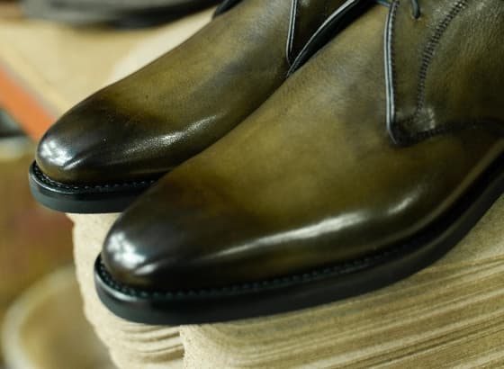 Exploring the Versatility and Elegance of Derby Shoes